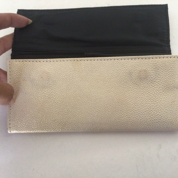 SEPHORA SHIMMER GOLD MAKEUP BRUSH CASE - Picture 4 of 9